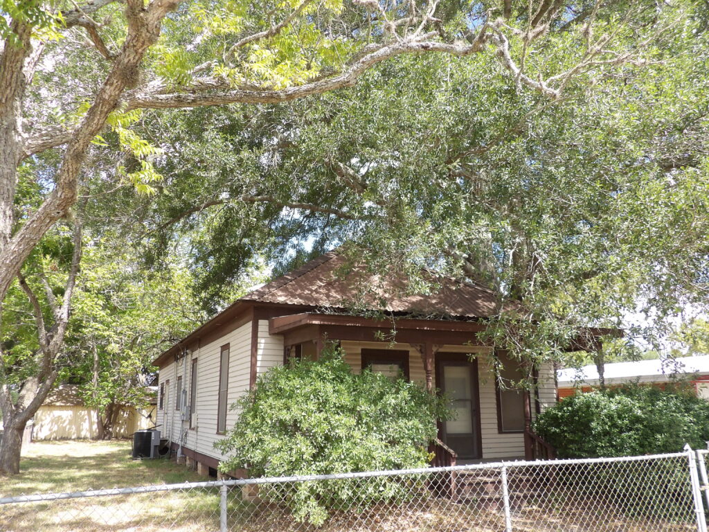 Absolute Real Estate Auction New Ulm TX