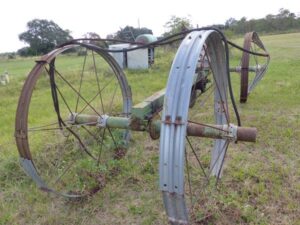 LOT 10 TRAVELING IRRIGATION SYSTEM 