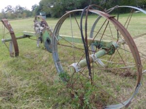LOT 10 TRAVELING IRRIGATION SYSTEM 