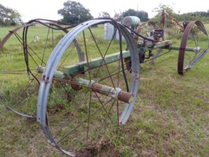 LOT 10 TRAVELING IRRIGATION SYSTEM 