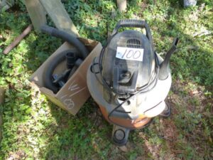 LOT 100 RIDGID 12 GALLON WETDRY VAC 