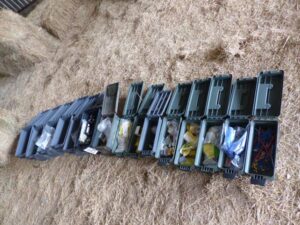 LOT 125 14 POLY AMMO BOXES, 1 METAL AMMO BOX 