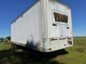 LOT 15 1989 FRUEHAUF 24 VAN TRAILER 