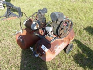 LOT 16 2 AIR COMPRESSORS 