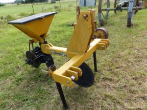 LOT 17 ARMSTRONG AG GOPHER MACHINE 