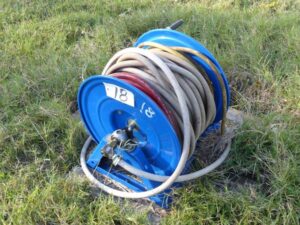 LOT 18 AIR HOSE REEL 