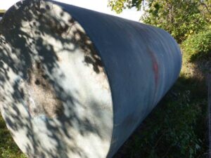 LOT 20 LARGE FIBERGLASS WATER TANK 