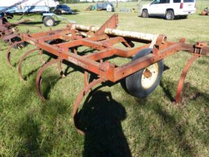 LOT 23 KRAUSE 3 PT 12 SHANK CHISEL 