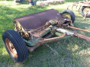 LOT 24 JD PTO DRIVEN HAY CRIMPER 