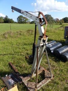 LOT 29 ENGINE HOIST AND TRANSMISSION JACK 