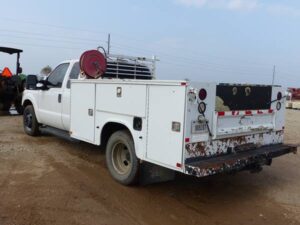 LOT 3086 2011 FORD F350 DUALLY TRUCK 