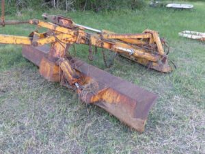 LOT 33 WOODS 3 PT 6 WAY 10 FT BLADE 