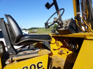 LOT 35 JOHN DEERE 80C FORKLIFT 