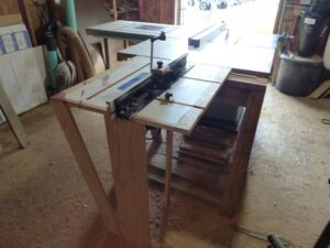 LOT 39 DELTA UNISAW 10" TILTING ARBOR SAW 