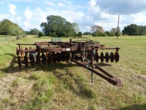 LOT 50 JOHN DEERE 16 FT DOUBLE OFFSET DISC 