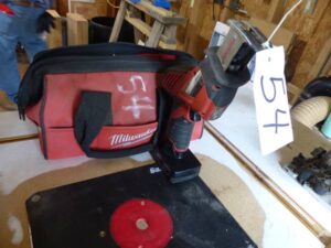 LOT 54 MILWAUKEE HACKZALL M12 RED LITHIUM XC3.0 