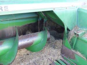 LOT 7 JD 348 SQUARE BALER 