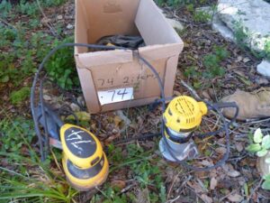 LOT 74 DEWALT SANDER & ROUTER