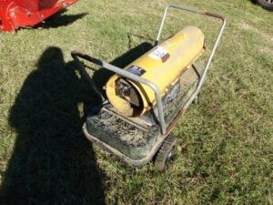 LOT 79 MASTER THERMOSTAT 150,000 BTU SHOP HEATER 