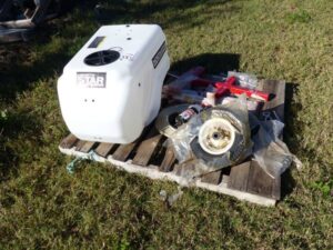 LOT 81 NORTH STAR 31 GAL POLY TANK SPRAYER 