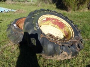 LOT 87 2 38" 9 HOLE TRACTOR DUALS 