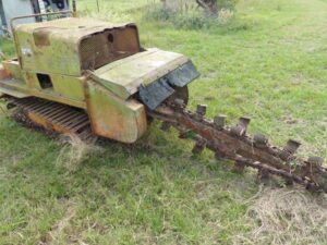LOT 9 CASE DAVIS TASK FORCE 300 TRENCHER