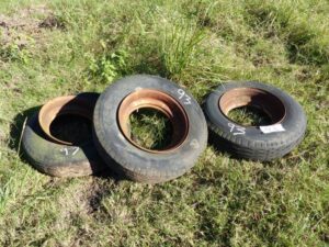 LOT 93 3 7-14.5 MH TIRES & RIMS