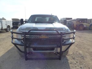 LOT 3813 2013 CHEVROLET SILVERADO 2500 HD 4X4 TRUCK 2