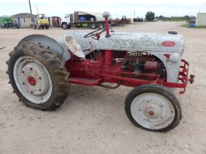 LOT 4266 FORD 2N TRACTOR 