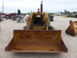 LOT 4267 CASE 580 CK TRACTOR W/FRONT END LOADER 