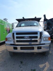 LOT 4311 2007 FORD F 750 UT TRUCK WMOUNTED HYDR HOLT TREE SPADE 