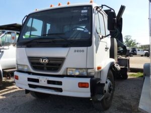 LOT 4312 2008 UD 2600 UT TRUCK WMOUNTED HYDR HOLT TREE SPADE 