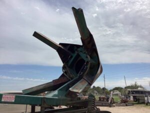 LOT 4312 2008 UD 2600 UT TRUCK WMOUNTED HYDR HOLT TREE SPADE 