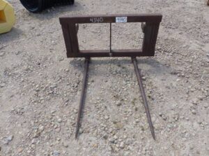 LOT 4340 HAY SPEAR 