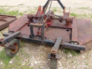 LOT 4357 3 PT  8' SHREDDER