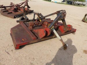 LOT 4360 BUSH HOG 8 FT 3 PT SHREDDER 