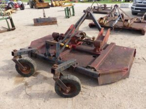 LOT 4360 BUSH HOG 8 FT 3 PT SHREDDER 