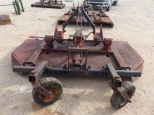LOT 4360 BUSH HOG 8 FT 3 PT SHREDDER 