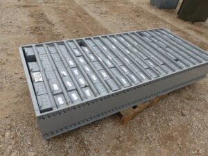 LOT 4876 3'X6'8" PARTS CABINET W/DRAWERS 