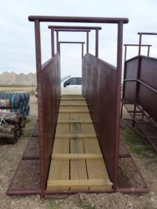 LOT 3361 16 FT LOADING CHUTE 