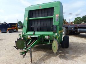 LOT 5062 JOHN DEERE 566 ROUND BALER 