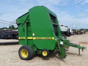 LOT 5062 JOHN DEERE 566 ROUND BALER 