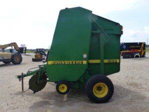 LOT 5062 JOHN DEERE 566 ROUND BALER 