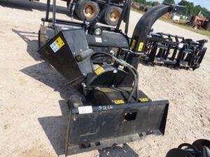 LOT 5212 SKID STEER WOOD CHIPPER QT 