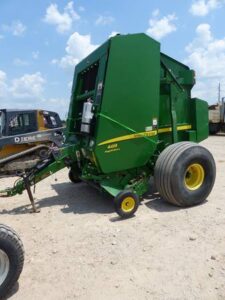LOT 5286 JOHN DEERE 469 MEGAWIDE PLUS ROUND BALER 
