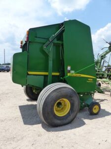 LOT 5286 JOHN DEERE 469 MEGAWIDE PLUS ROUND BALER 