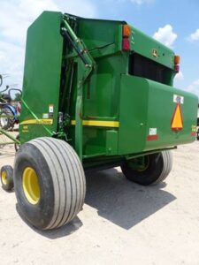 LOT 5286 JOHN DEERE 469 MEGAWIDE PLUS ROUND BALER 