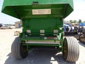 LOT 5286 JOHN DEERE 469 MEGAWIDE PLUS ROUND BALER 