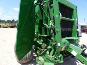 LOT 5286 JOHN DEERE 469 MEGAWIDE PLUS ROUND BALER 