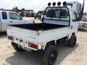 LOT 5289 1994 WHITE HONDA ACTY 